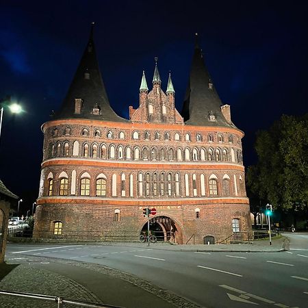 Ferienwohnung Hansezauber Luebeck ภายนอก รูปภาพ